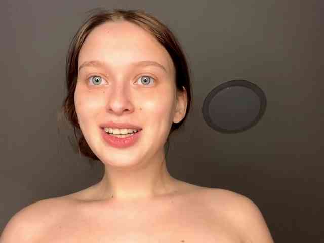 HanaHaeussler webcam
