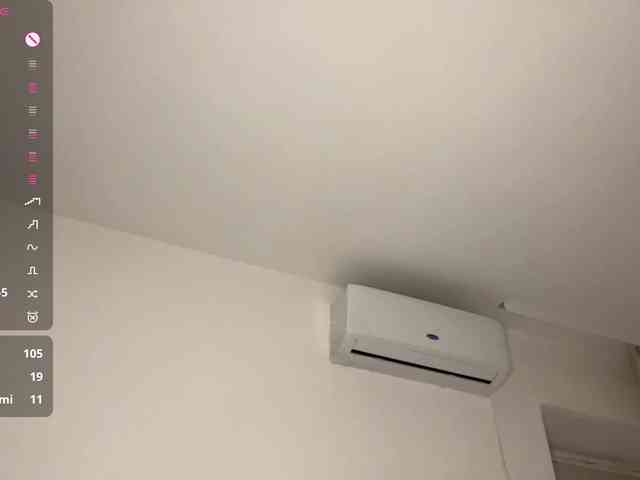 HanaHaeussler webcam