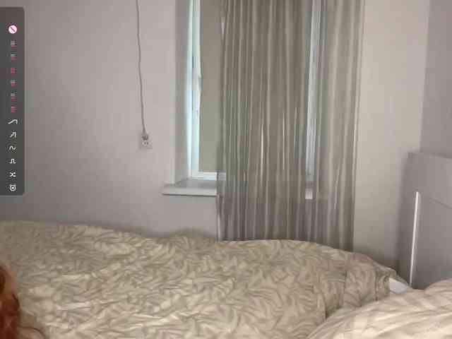 HanaHaeussler webcam