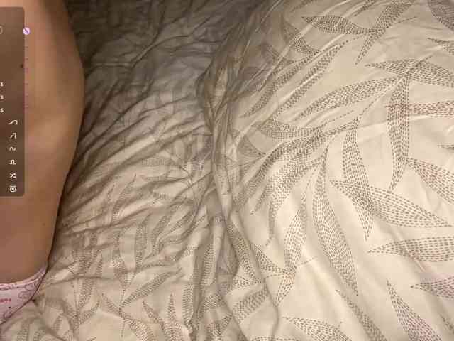 HanaHaeussler webcam