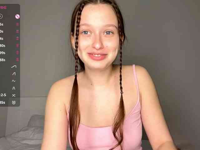 HanaHaeussler webcam