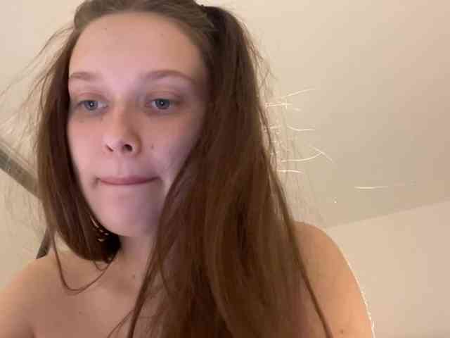 HanaHaeussler webcam