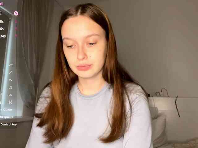 HanaHaeussler HanaHaeussler