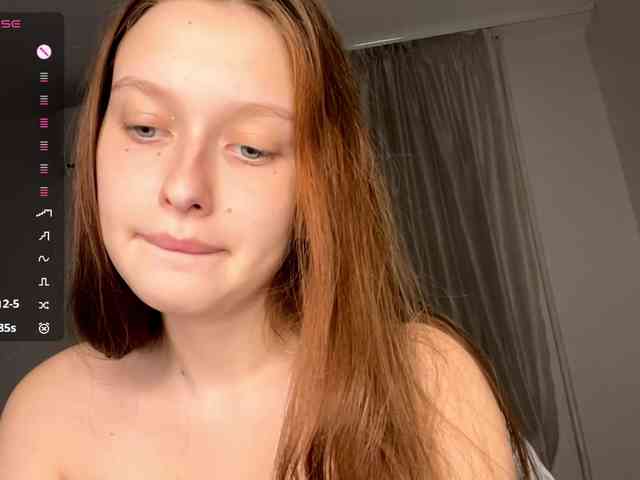 HanaHaeussler webcam