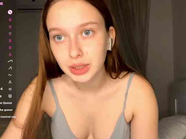HanaHaeussler webcam