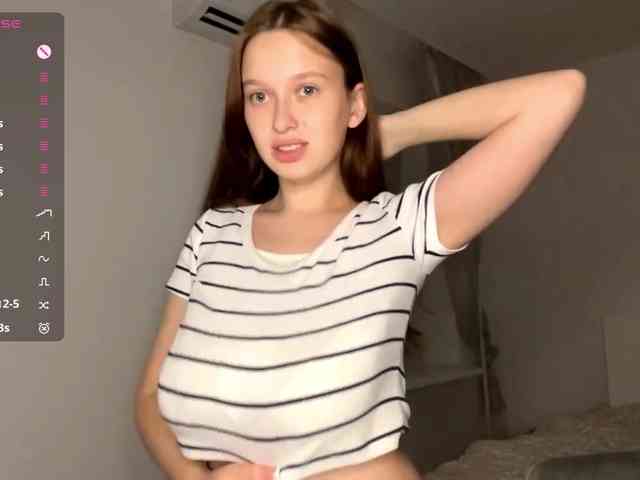 HanaHaeussler webcam