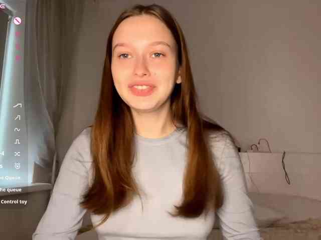 HanaHaeussler HanaHaeussler