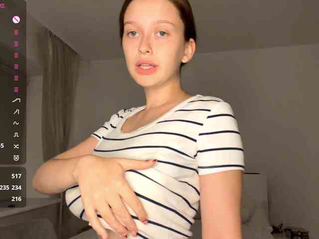 HanaHaeussler webcam