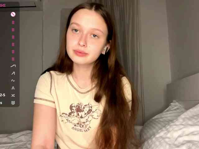 HanaHaeussler webcam