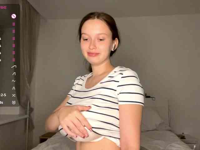 HanaHaeussler webcam