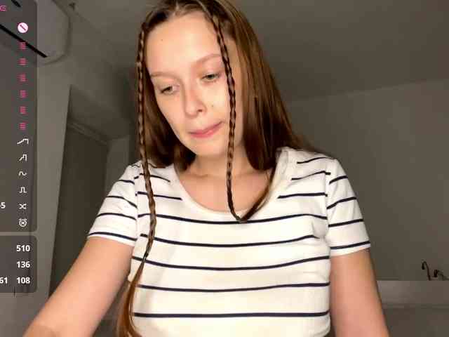 HanaHaeussler webcam