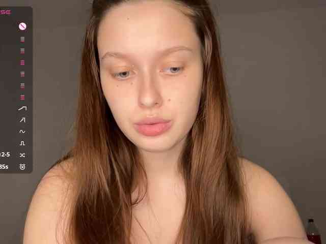 HanaHaeussler webcam