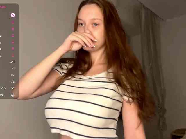 HanaHaeussler webcam