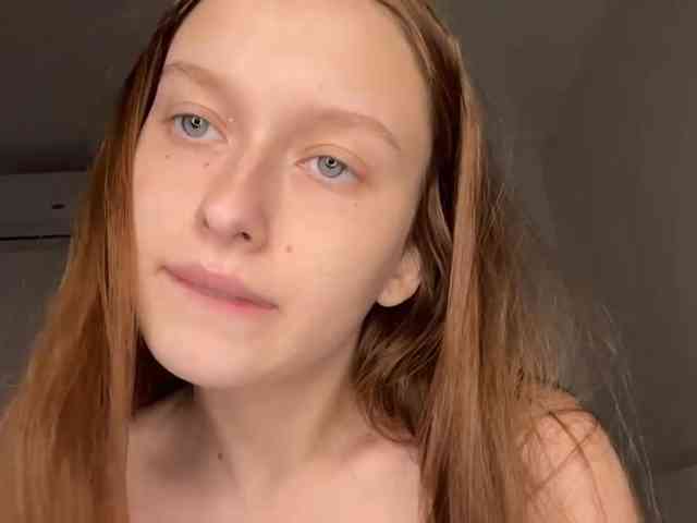 HanaHaeussler webcam