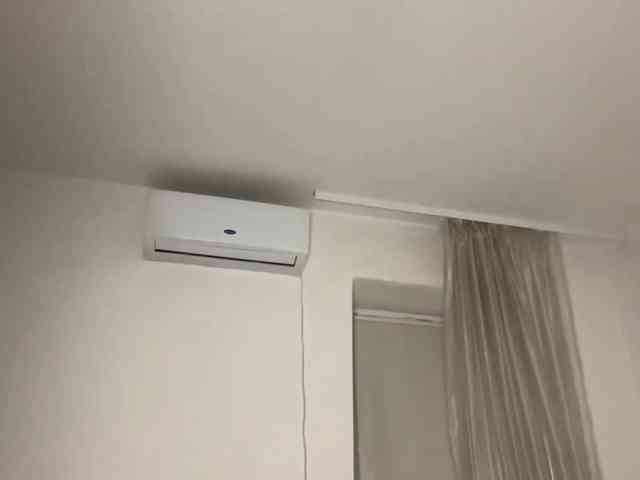 HanaHaeussler webcam