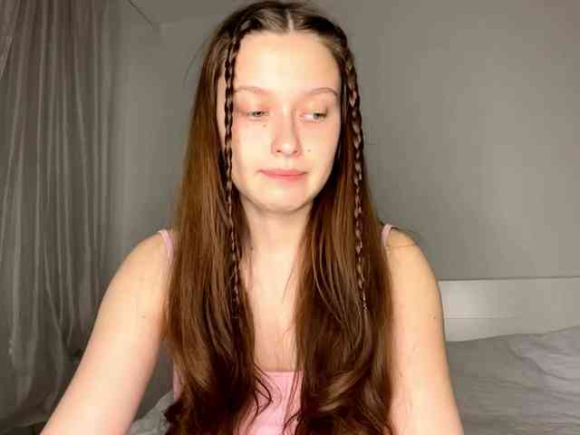HanaHaeussler webcam