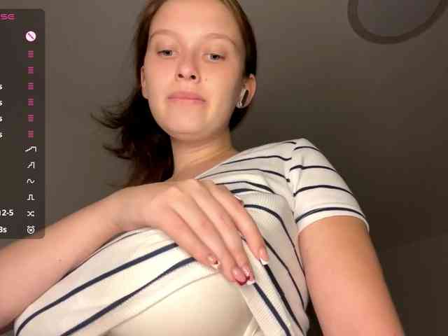 HanaHaeussler webcam