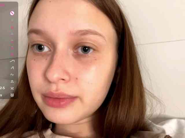 HanaHaeussler webcam