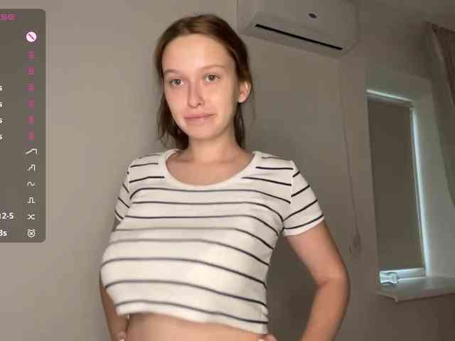 HanaHaeussler HanaHaeussler