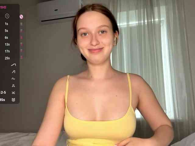 HanaHaeussler webcam