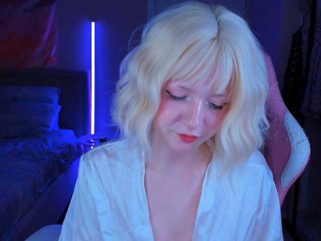 EvaforHIM live cam on BongaCams