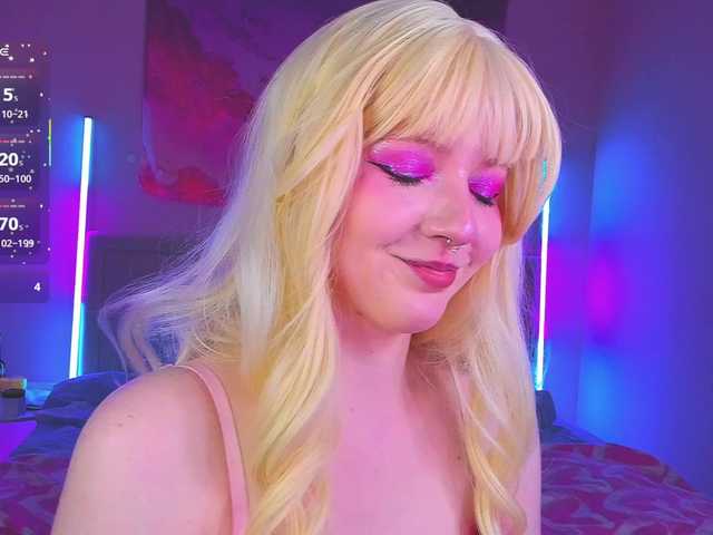 EvaforHIM live webcam show