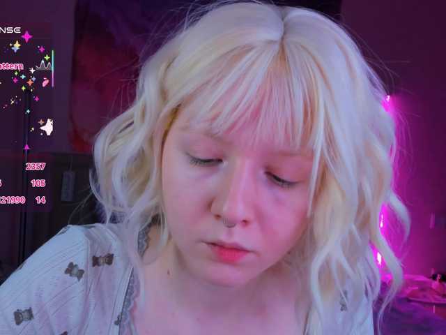 EvaforHIM live cam on BongaCams