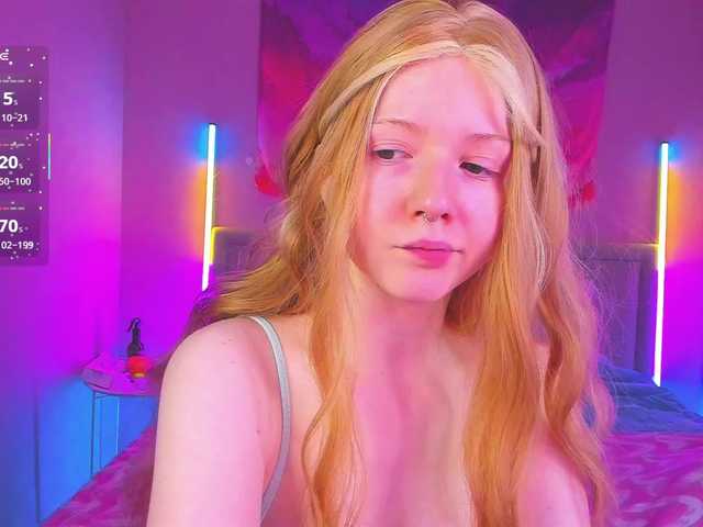 EvaforHIM live webcam show