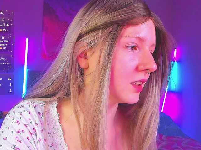 EvaforHIM live webcam show