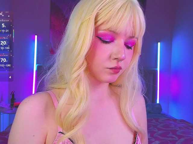 EvaforHIM live cam on BongaCams
