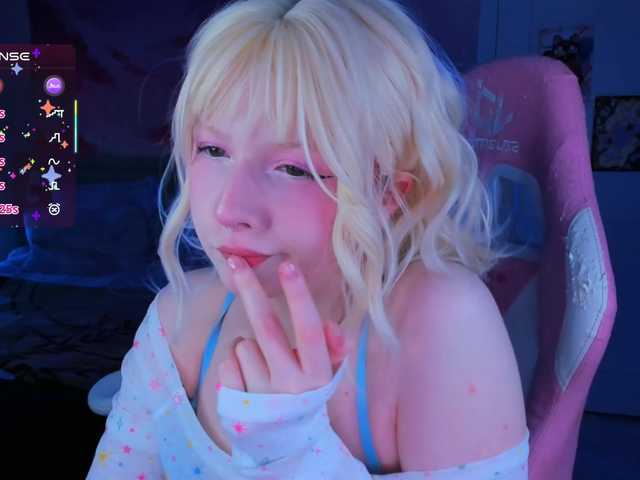 EvaforHIM live cam on BongaCams