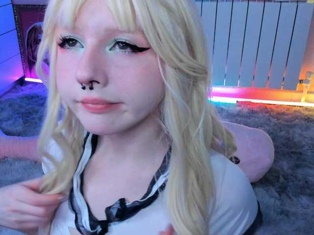 EvaforHIM's BongaCams show and profile