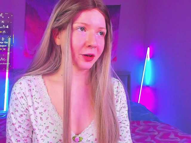 EvaforHIM live webcam show