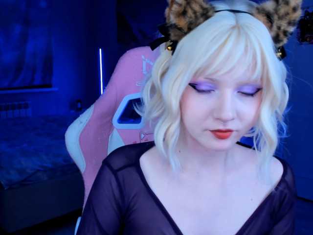 EvaforHIM live cam on BongaCams
