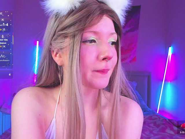 EvaforHIM live webcam show
