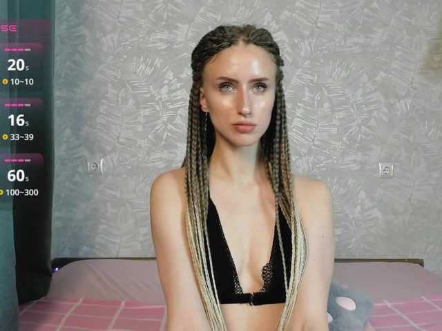 EllieRough live cam on BongaCams