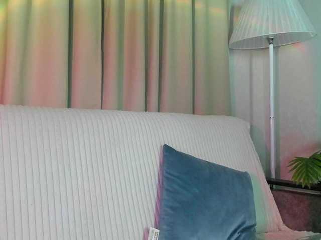 EllieRough live cam on BongaCams
