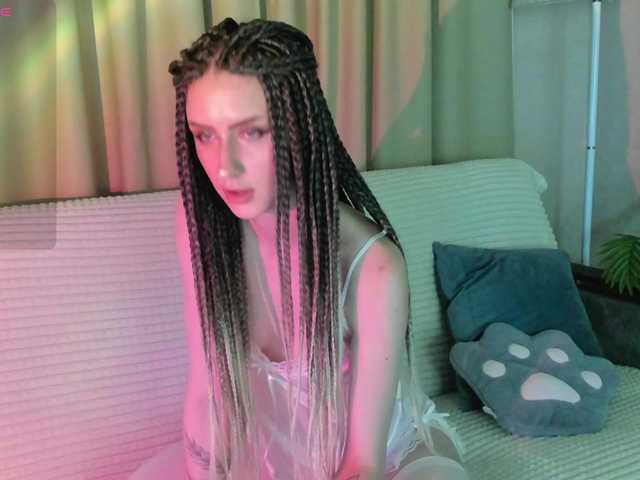 EllieRough live cam on BongaCams
