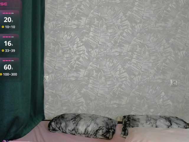 EllieRough live cam on BongaCams