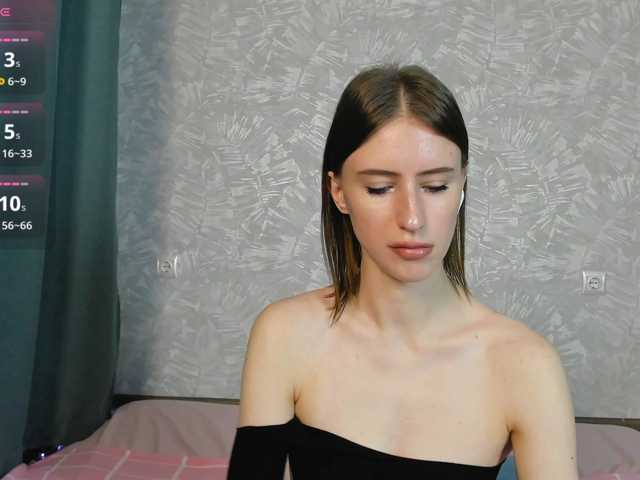 EllieRough live cam on BongaCams
