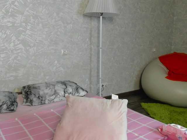 EllieRough live cam on BongaCams