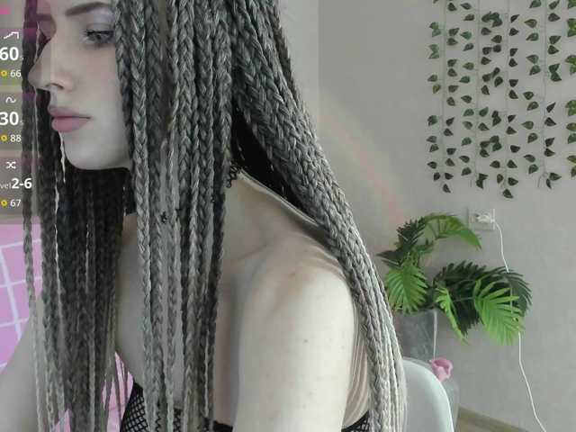 EllieRough live cam on BongaCams