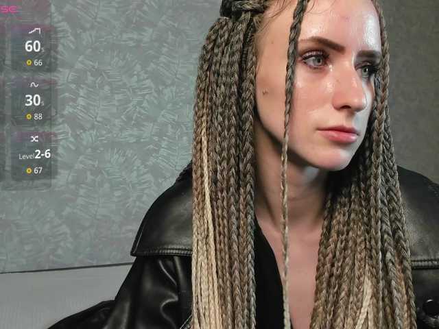 EllieRough live cam on BongaCams