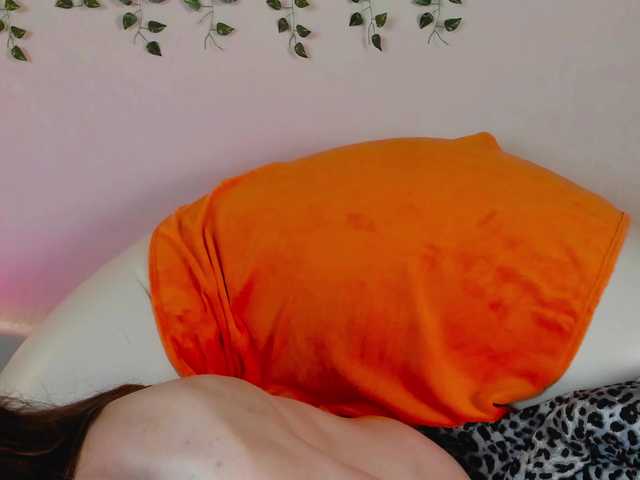 EllieRough live cam on BongaCams