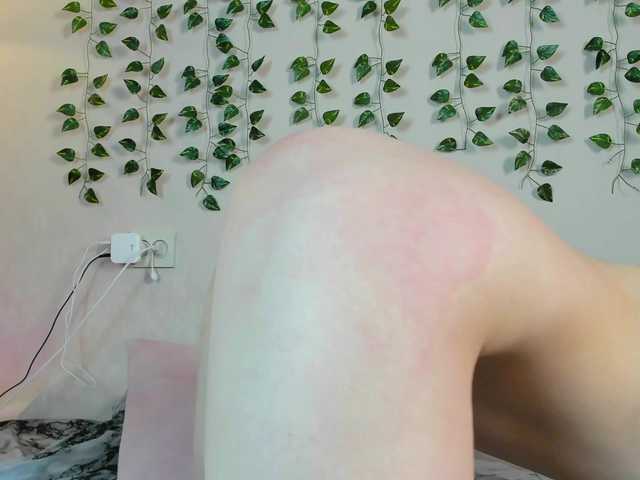 EllieRough live cam on BongaCams
