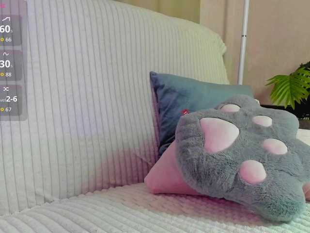 EllieRough live cam on BongaCams
