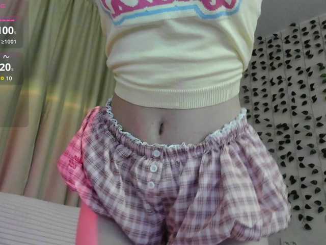 EllieRough live cam on BongaCams