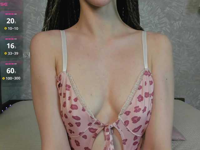 EllieRough live cam on BongaCams