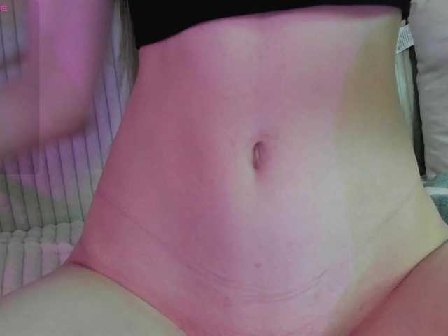 EllieRough live cam on BongaCams