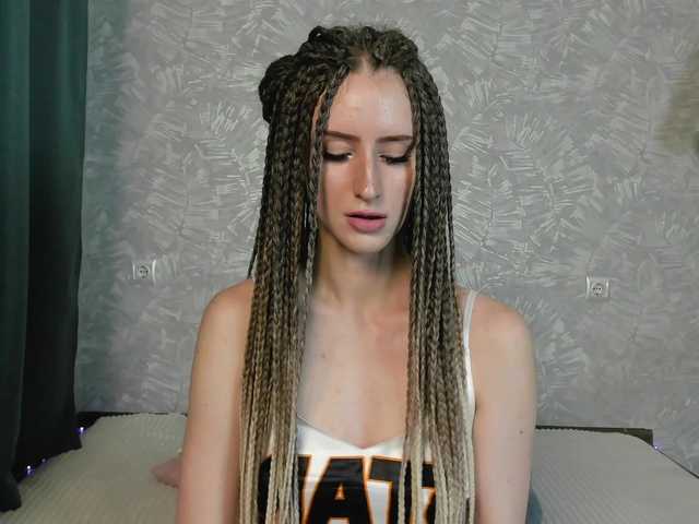 EllieRough live cam on BongaCams